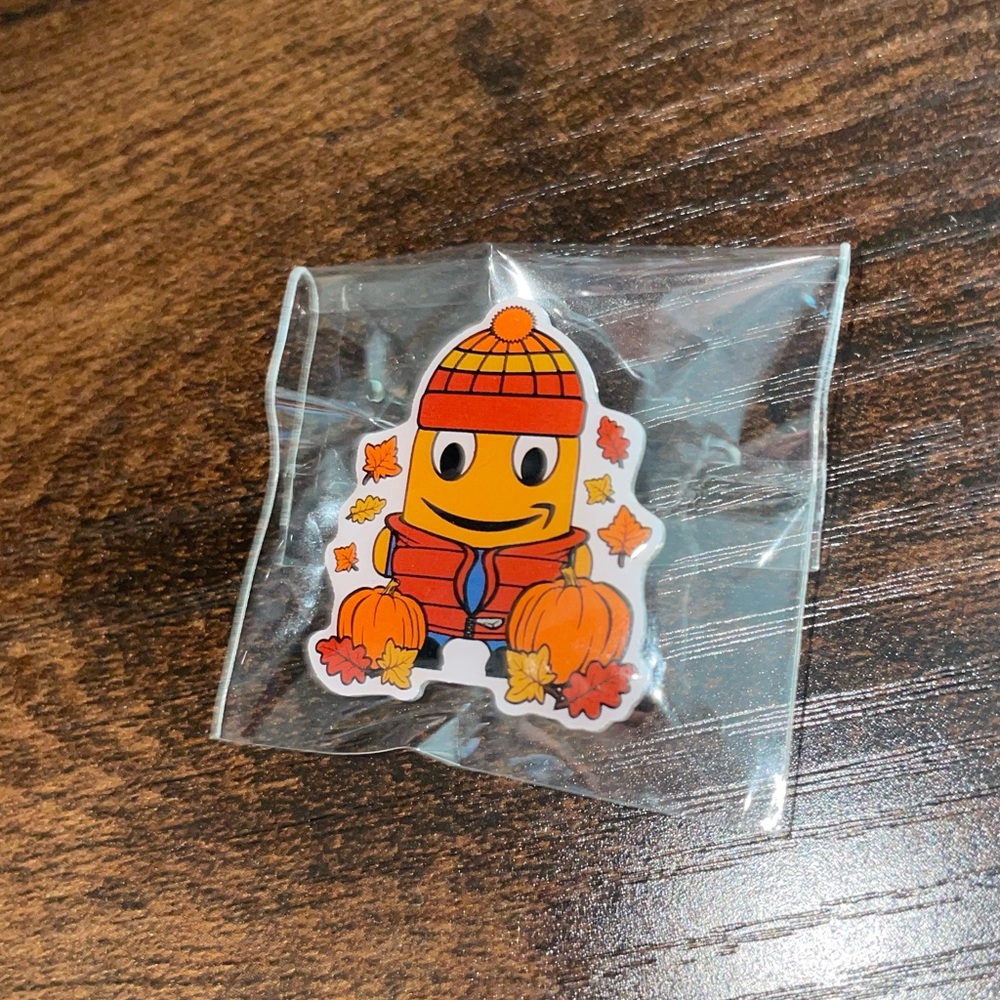 Fall Peccy Pin